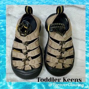 👣 KEEN Kids Waterproof Sandals – Size 9 👣